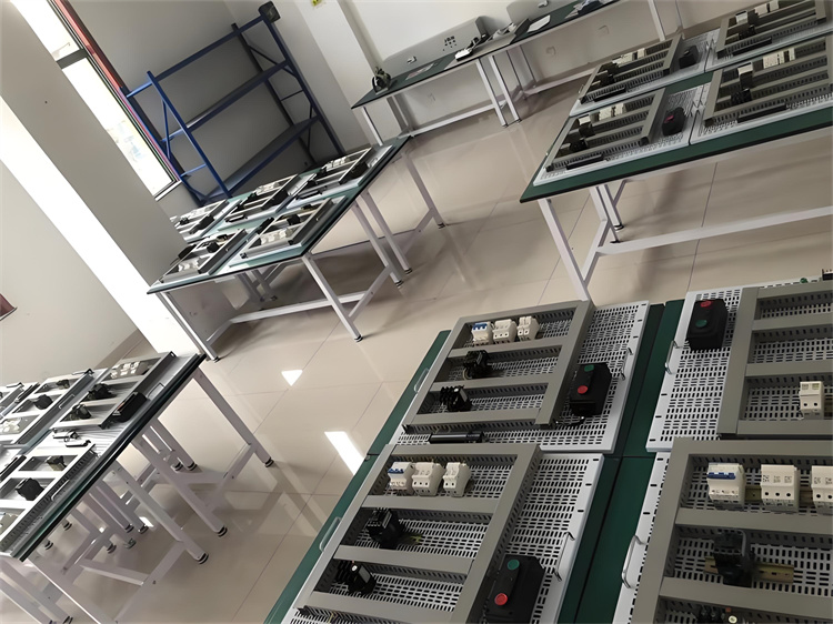 電工作業(yè)